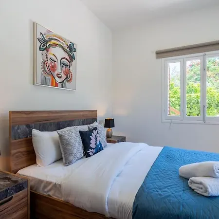 Aura 2-bedroom In Apartament Larnaca