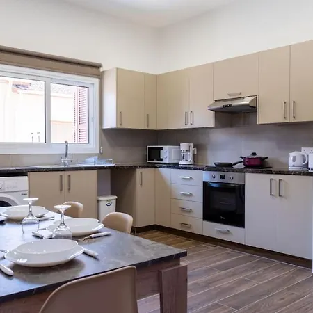 Apartment Aura 2-bedroom In Larnaca