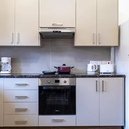 Apartmán Aura 2-bedroom In *